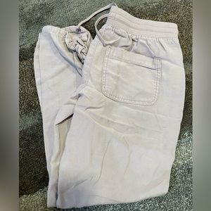 Light blush weekender pants